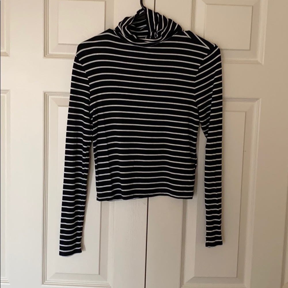 Turtleneck striped long sleeve